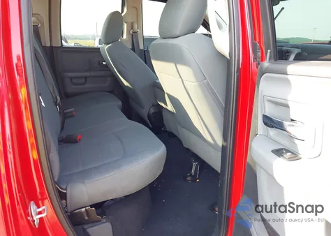 2017 Ram 1500 Slt 4X4 6'4 Box z USA, uszkodzony, nr VIN 1C6RR7GG2HS583512